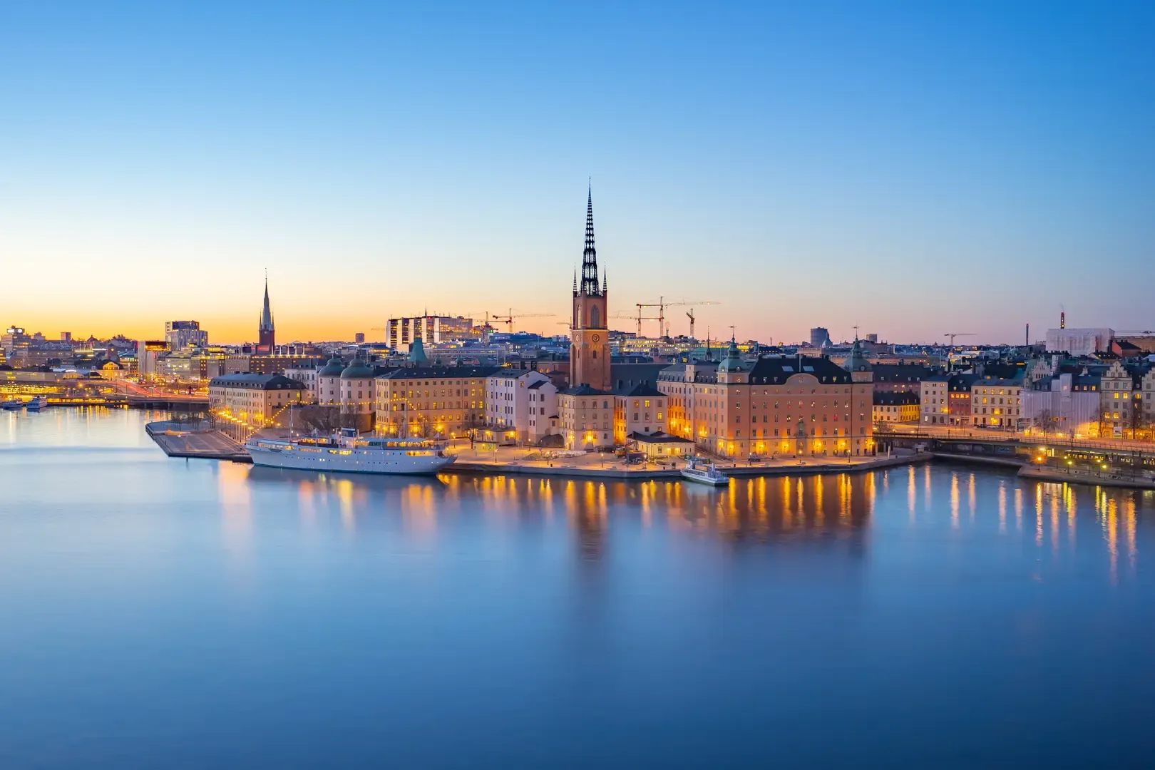 Frånluftsdon och kanaler i ett hus